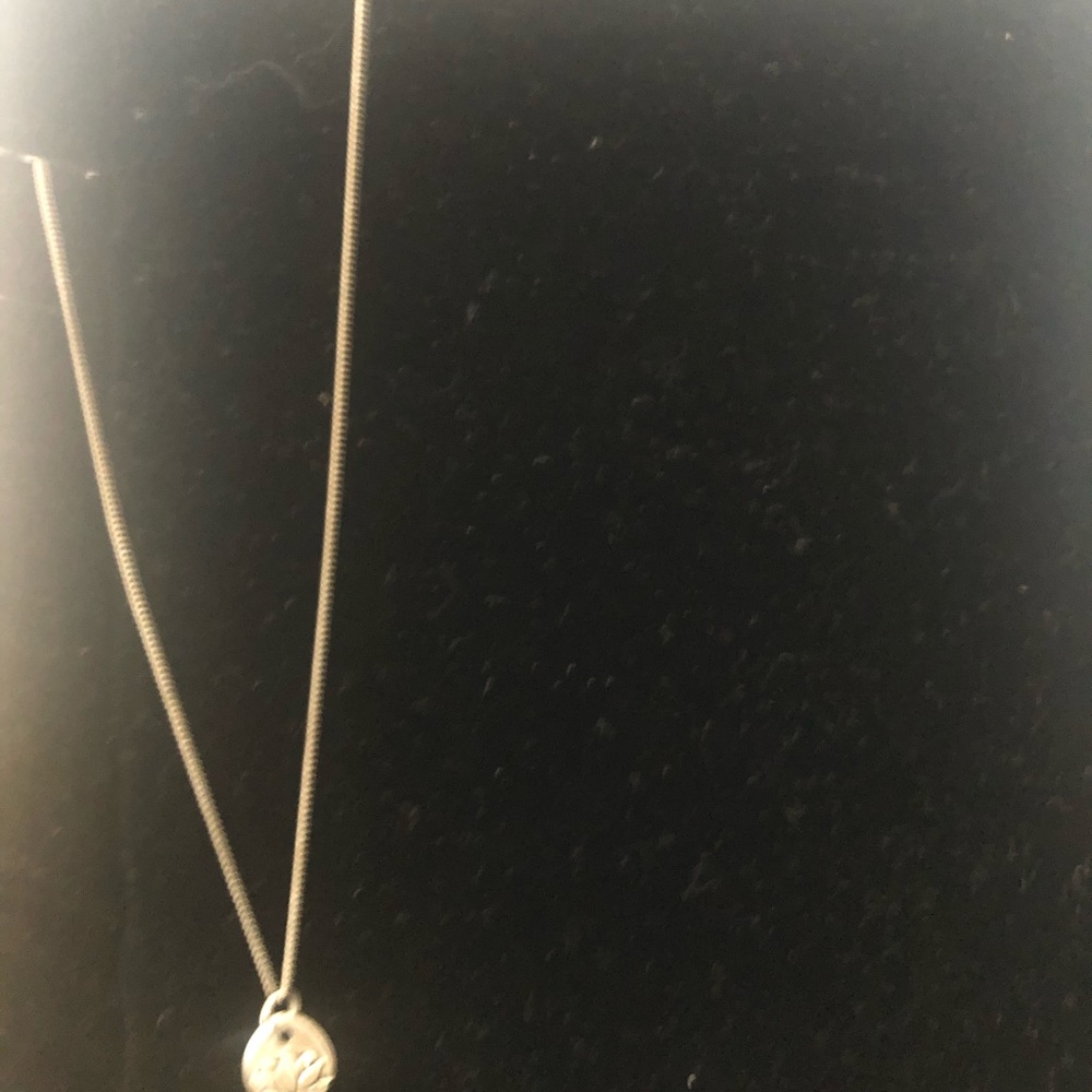 Gifted ❤️Lotus flower necklace - Picture 2 of 2